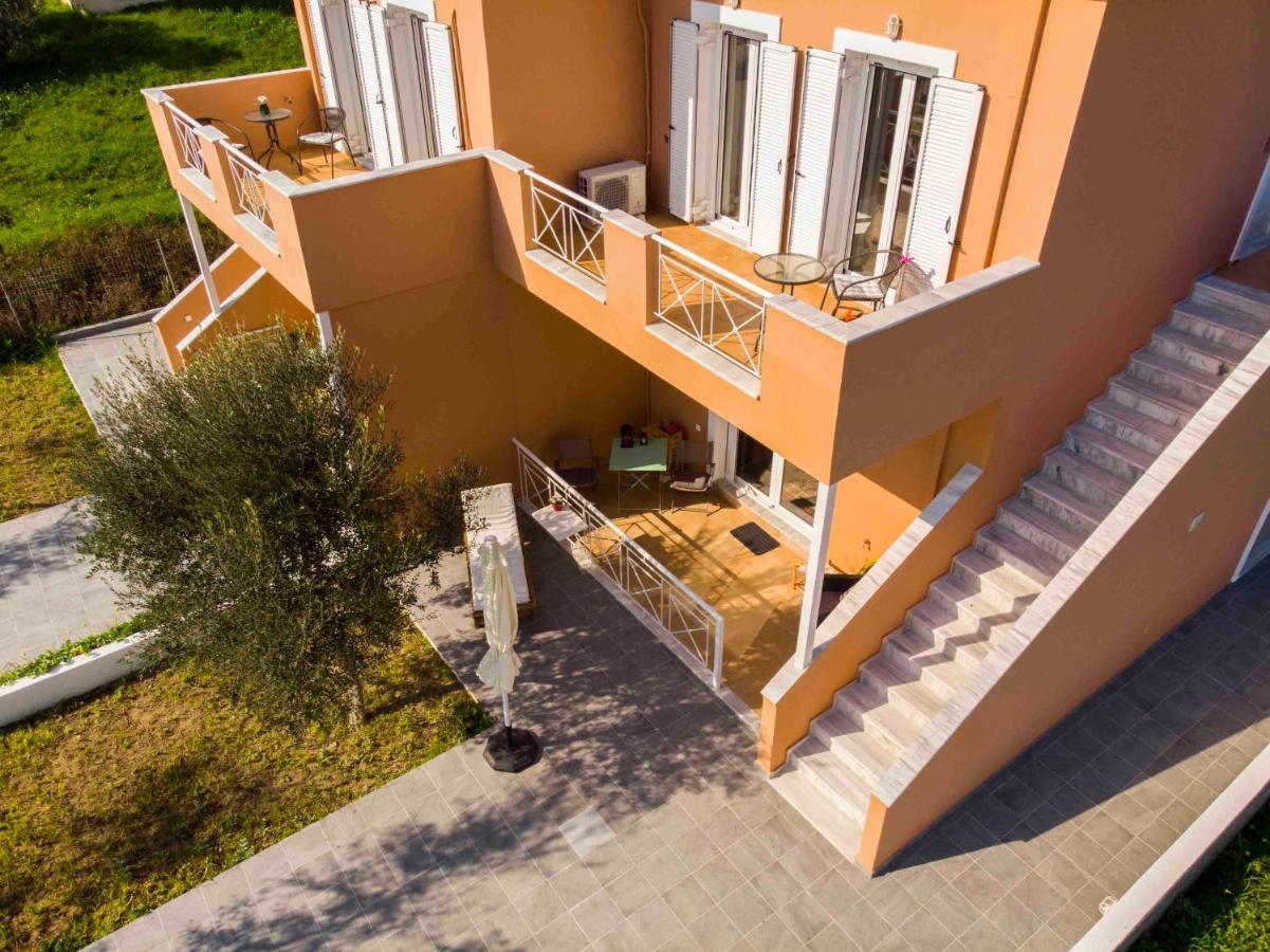 Laconian Collection Mavrovouni Beach House Gythio Eksteriør billede